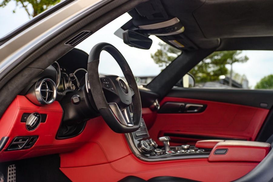 schonende Trockeneisreinigung für empfindliche Materialien